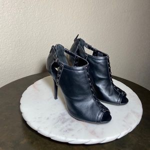 Simply Vera wang heels